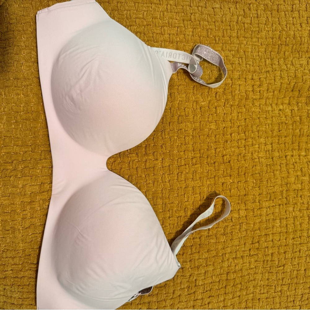 Victoria’s Secret Bralette - 34DDD